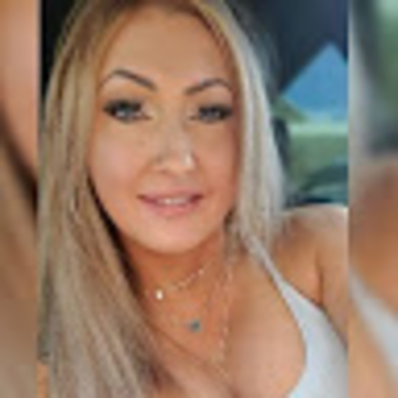 Meet your Posher, Kimberly - Picture 1 of 1